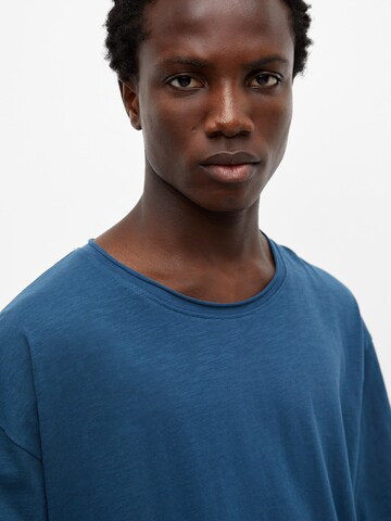 Pull&Bear T-Shirt in Blau