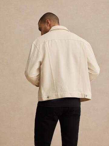 DAN FOX APPAREL Between-season jacket 'Jakob' in White