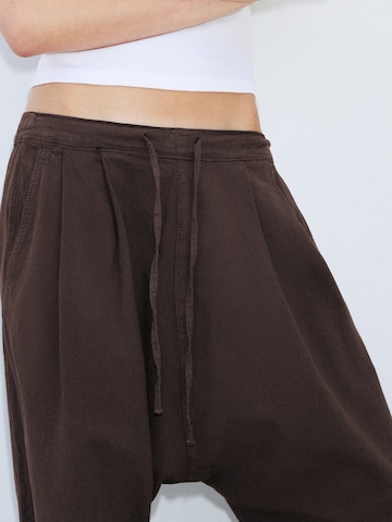 Pull&Bear Loosefit Redős farmer - barna