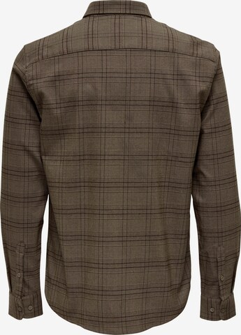 Coupe regular Chemise 'Tino' Only & Sons en marron