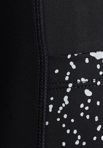 LASCANA ACTIVE Flared Hose in Schwarz