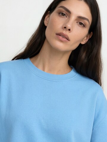 Rich & Royal T-shirt i blå