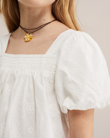 WE Fashion Блузка в Белый