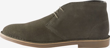 Botine Chukka de la Next pe verde: față