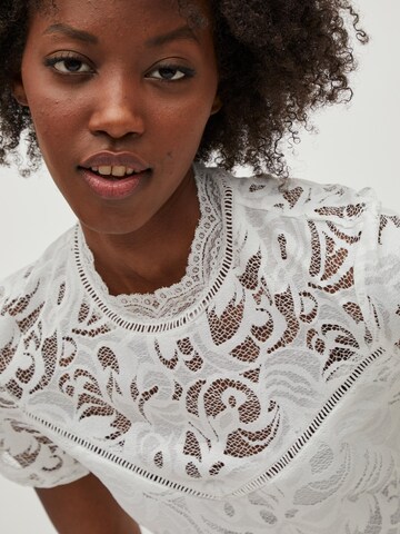 VILA Blouse 'Stasia' in White