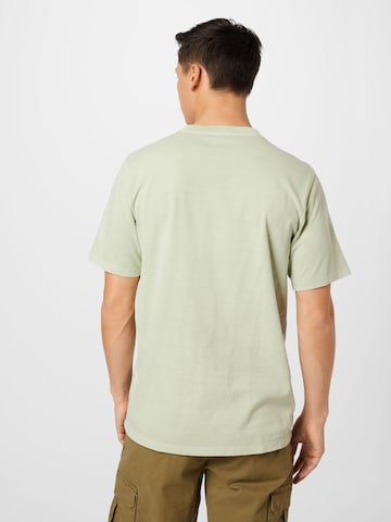 Tricou de la WRANGLER pe verde