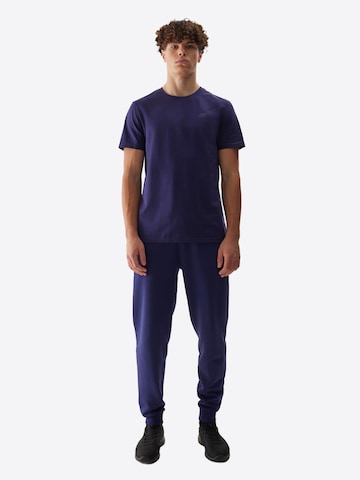 4FTapered Sportske hlače - plava boja