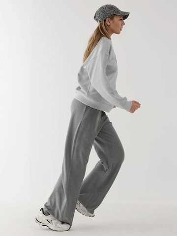 Wide Leg Pantalon de sport 'Jogginghose' Hiccup en gris