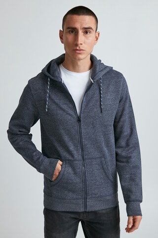 11 Project - Sudadera con cremallera 'OLIAS' en azul: frente