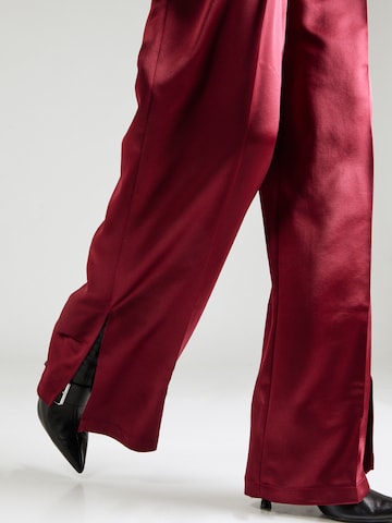 HUGO Red Wide Leg Suorat housut 'Haroti' värissä punainen