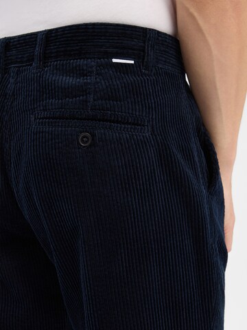 Lindbergh Regular Bundfaltenhose in Blau