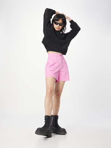 GAP Regular Shorts in Pink