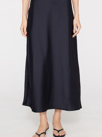 Tezenis Skirt in Black: front