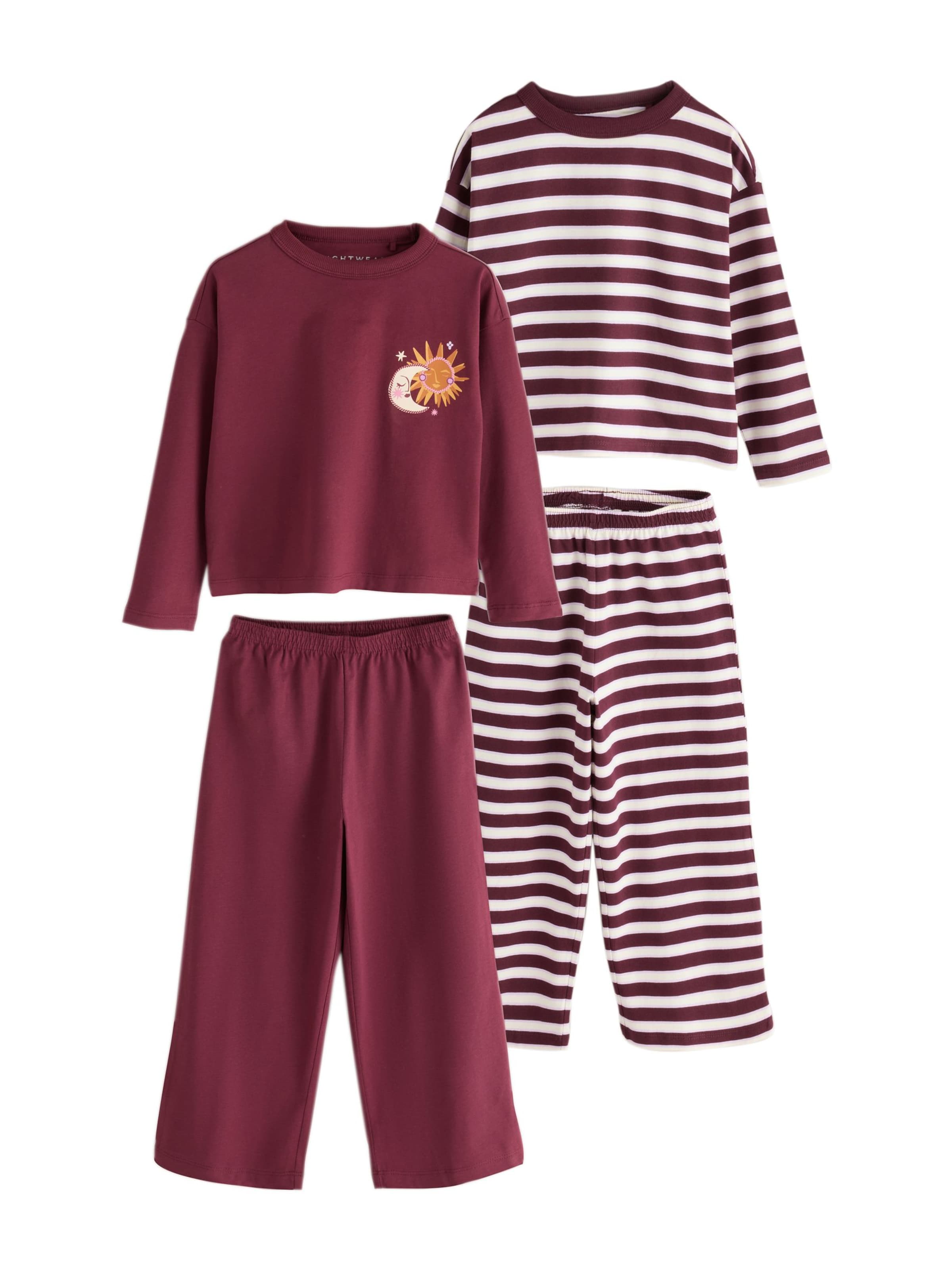 Next - Pijama en rojo: frente