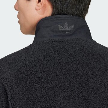 Pullover 'Premium Essentials' di ADIDAS ORIGINALS in nero