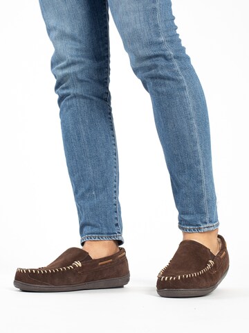 Gooce Moccasin 'Keith' in Brown: front