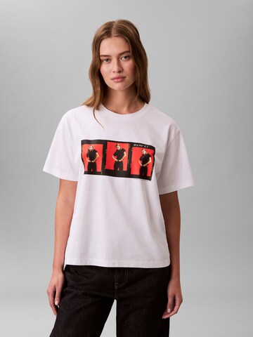 Calvin Klein Póló 'OUTTAKES' - fehér