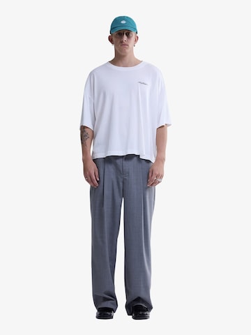 NEW AMSTERDAM T-Shirts in Weiß: Vorderseite