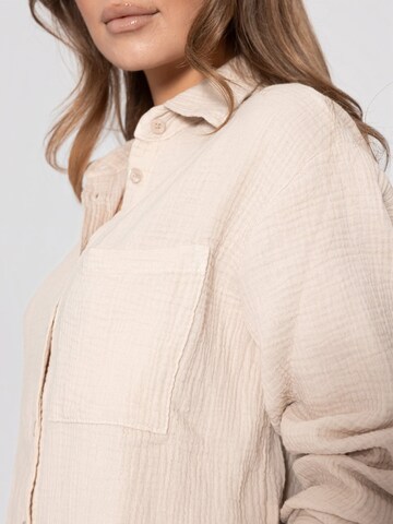 SASSYCLASSY Blouse in Beige