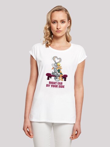 F4NT4STIC Shirt 'Looney Tunes Bugs And Lola Valentine's Cuddle' in Weiß: predná strana