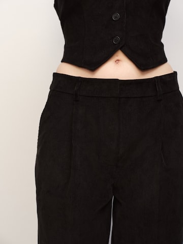 RÆRE by Lorena Rae - Loosefit Calças em preto