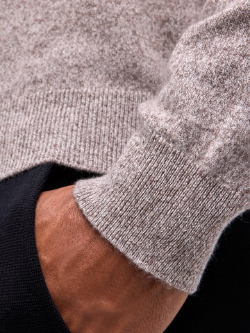 FALKE Pullover‌‌‌‌‌‌‌‌‌‌ in Braun