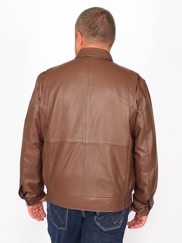 JCC Tussenjas in Bruin