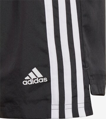ADIDAS SPORTSWEAR Regular Sportbroek 'Designed To Move 3-Stripes' in Zwart