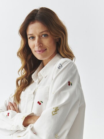 Camicia da donna 'MISIA' di TATUUM in bianco