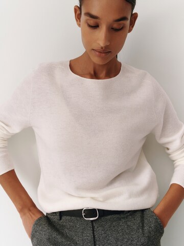 TATUUM - Pullover 'Rossa' em branco