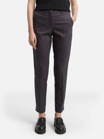 TOM TAILOR Slimfit Broek 'Mia' in Grijs: voorkant