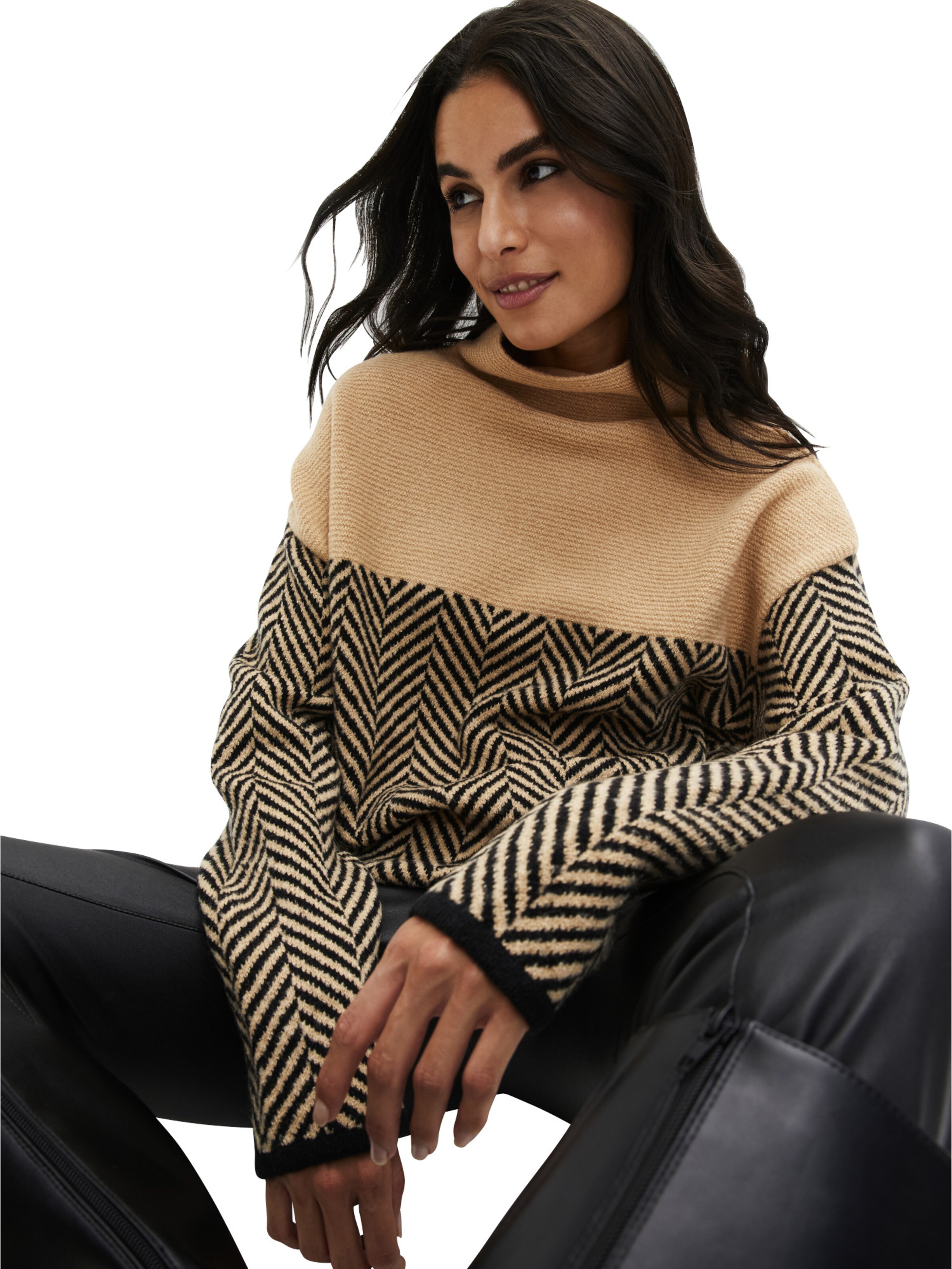 bonprix Sweter w kolorze beżowy: przód