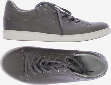 LOWA Sneakers & Trainers in 40 in Grey: front