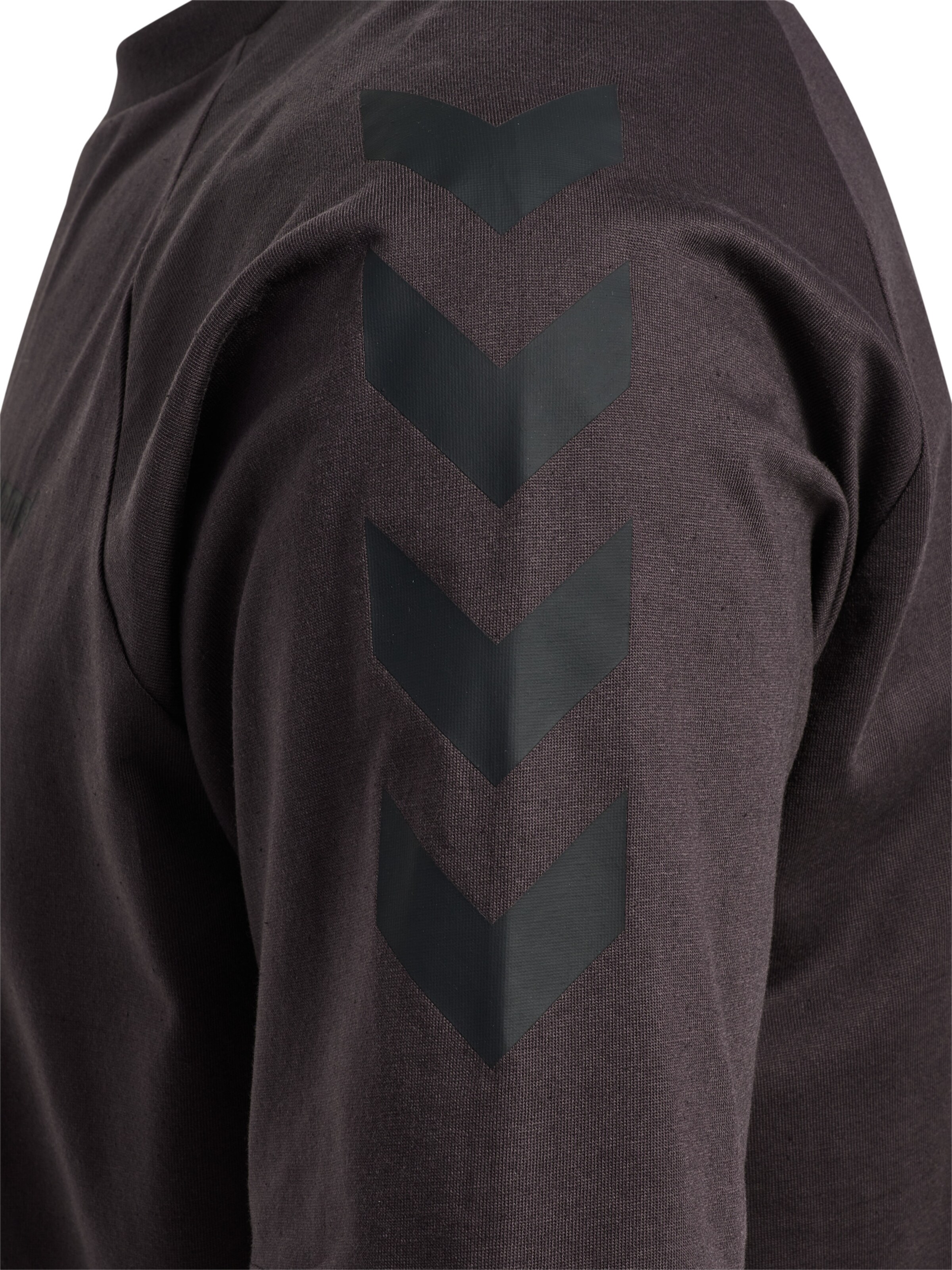 Hummel Performance shirt in Brown