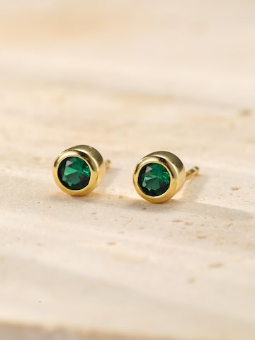 Orecchini 'Emerald Bezel Cubic Zirconia' di Hey Happiness in oro