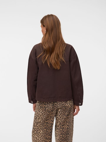 VERO MODA - Chaqueta de entretiempo 'VMJAMIE' en marrón