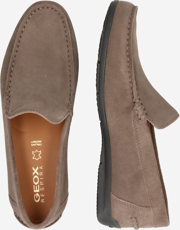 GEOX - Mocassins 'Sirion' em cinzento