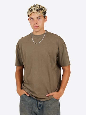 BRAVE SOUL Bluser & t-shirts i grå: forside