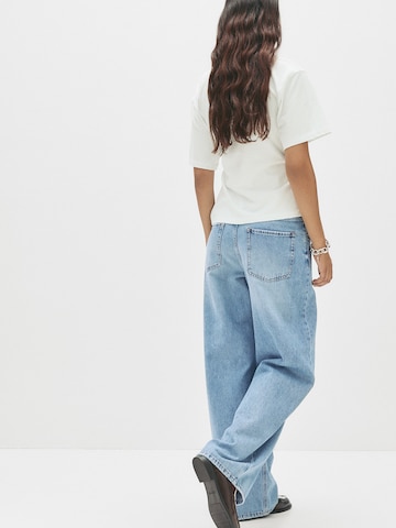 Pull&Bear Baggy Jeans in Blue