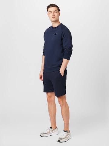 Trendyol Regular Shorts in Blau