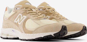 Sneaker bassa '2002' di new balance in beige