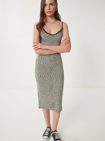 Happiness İstanbul Jurk in Zwart