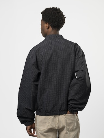 Skurpion Cardigans 'Flocky Pull-Over' i sort