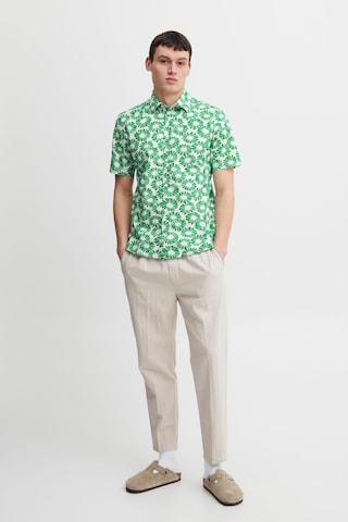 Casual Friday Slim fit Button Up Shirt in Green