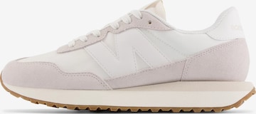 Scarpa sportiva '237' di new balance in bianco: frontale