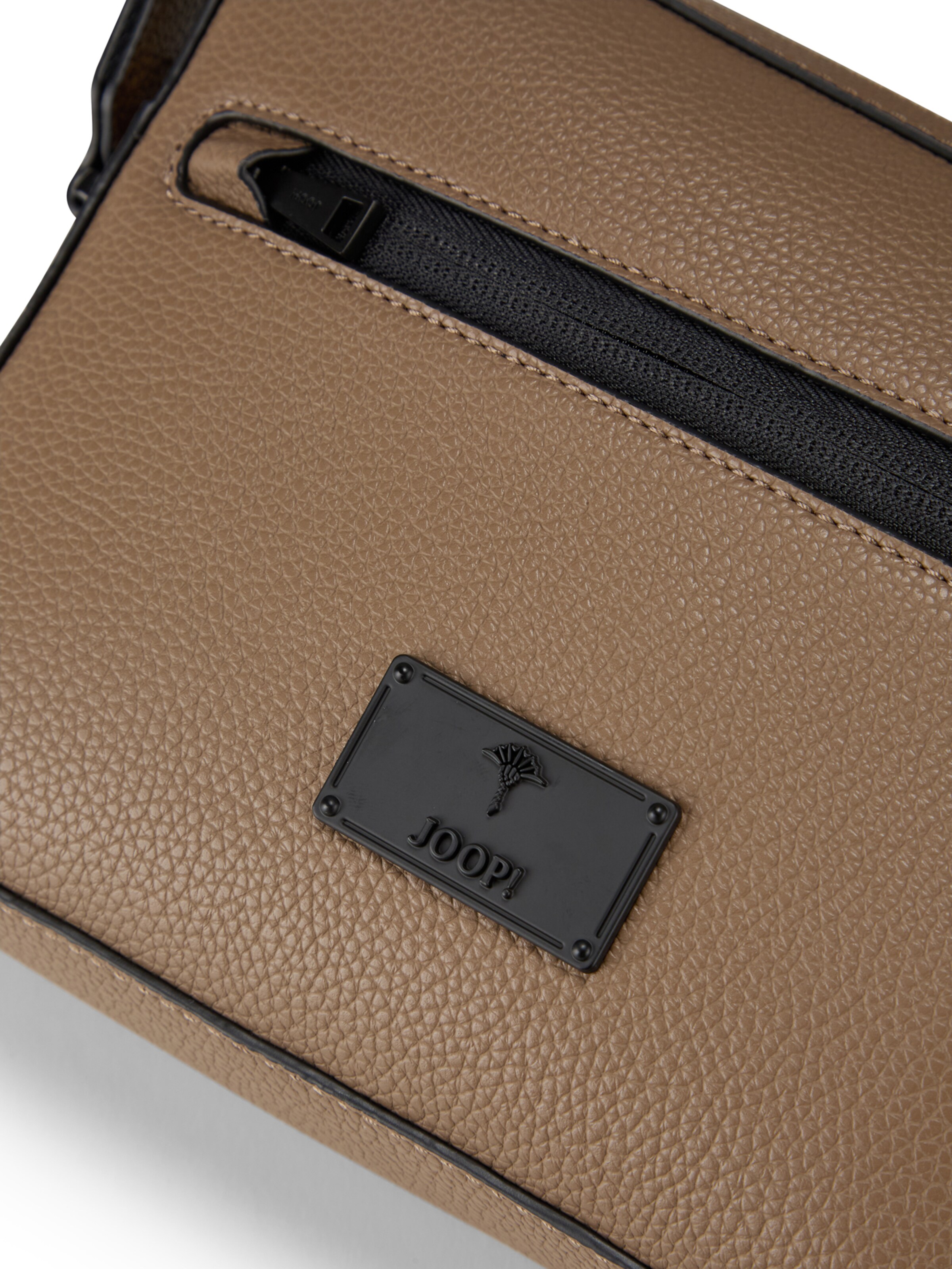 Borsa a tracolla 'Nepezzano Pino' di JOOP! in marrone