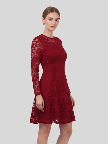 LapaPlus Kleid in Rot