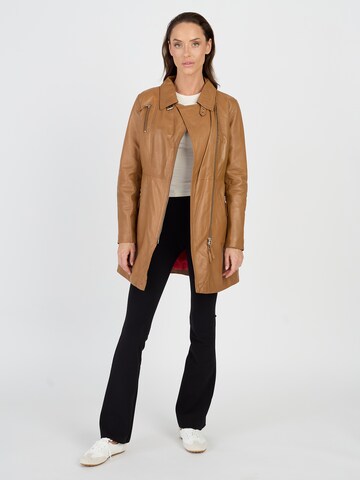 JCC Tussenmantel in Bruin