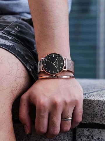 Victoria Hyde Analog watch in Gold: front