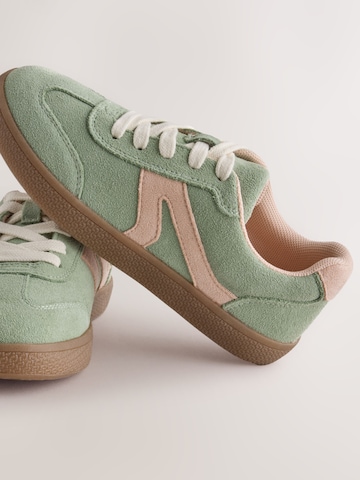 Next Sneakers in Groen